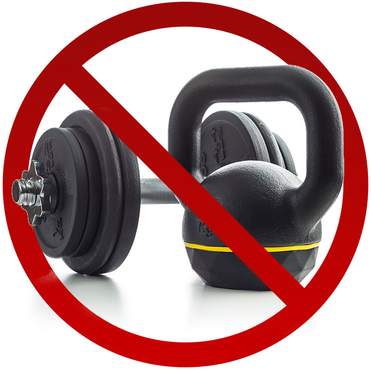 A dumbbell and a kettlebell inside a red prohibition circle — the program's own graphic for training without weights.